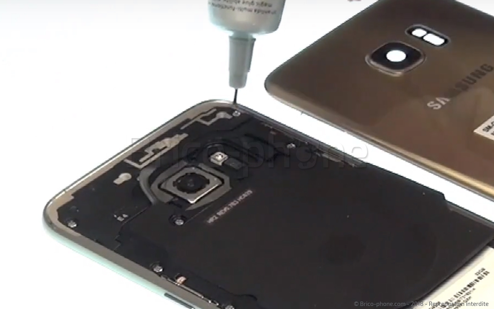 Changement d'écran (vitre+AMOLED) sur Galaxy S7 Edge photo 1